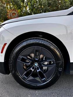 بي ام دبليو iX